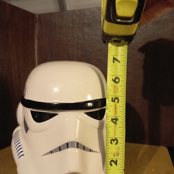 LucasFilm LTD Stormtrooper bank - Picture 8 of 8